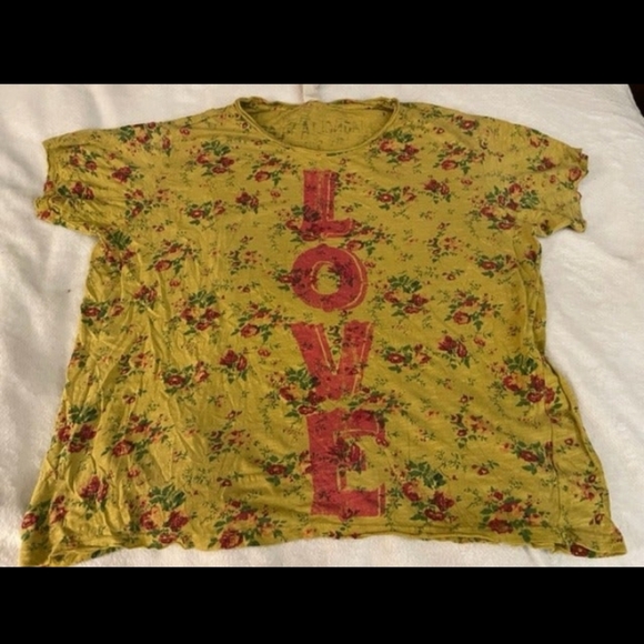 Magnolia Pearl NWT Floral Circus Love T-shirt Lark Flower Yellow Mustard - Picture 4 of 9